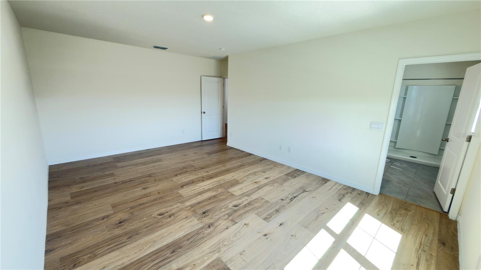 Image 23 of 35 For 33333 Field Maple Loop