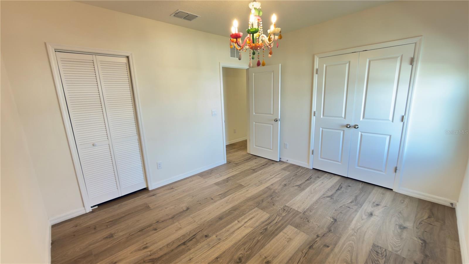 Image 28 of 35 For 33333 Field Maple Loop