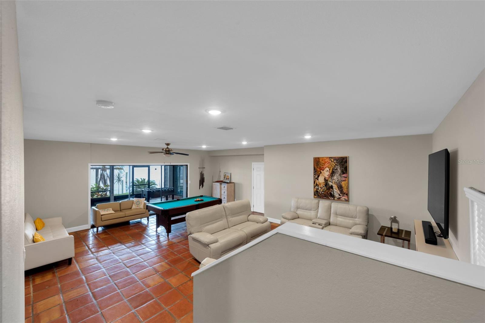 Image 25 of 93 For 9901 Bay Drive