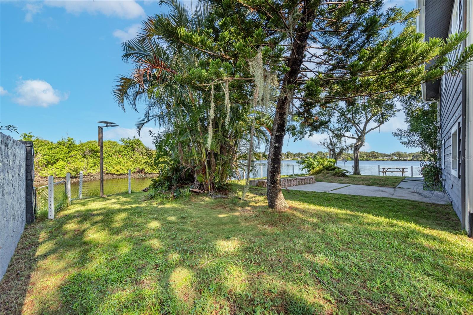 Image 51 of 93 For 9901 Bay Drive