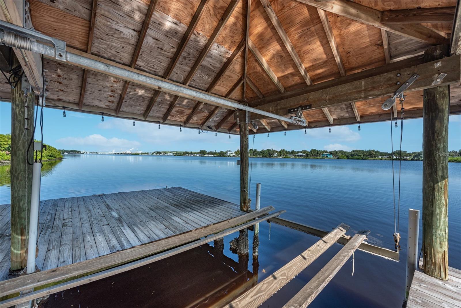 Image 56 of 93 For 9901 Bay Drive