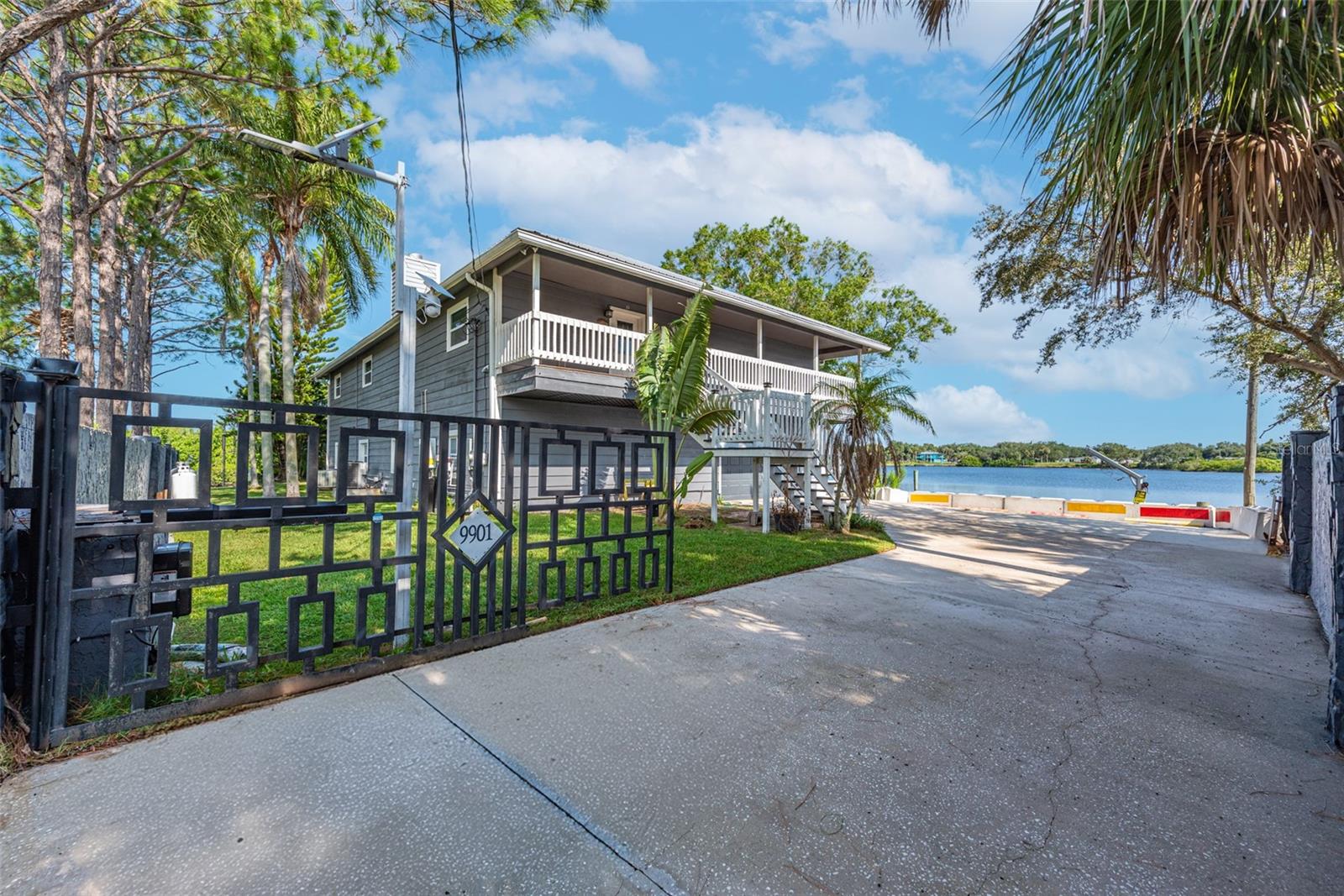 Image 63 of 93 For 9901 Bay Drive