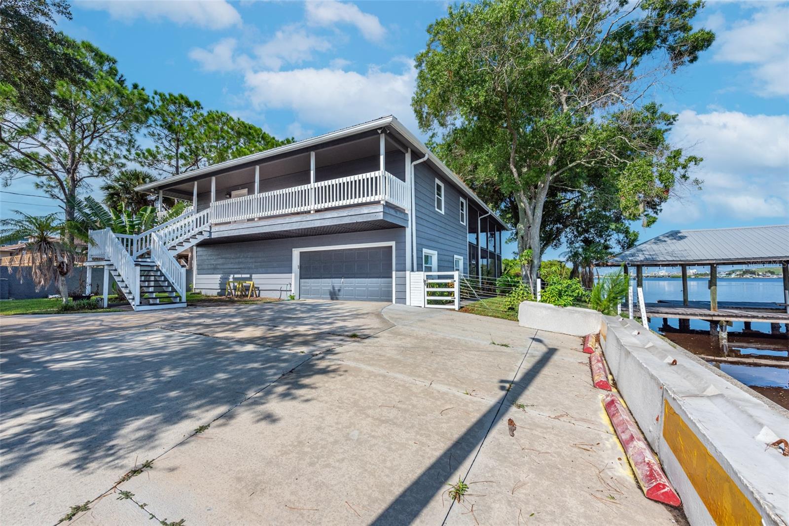 Image 64 of 93 For 9901 Bay Drive