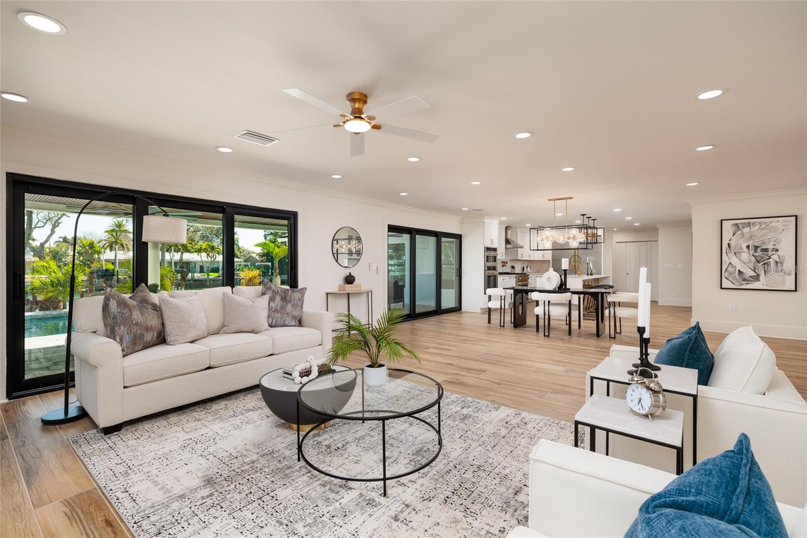 Image 18 of 73 For 2032 Kansas Avenue Ne