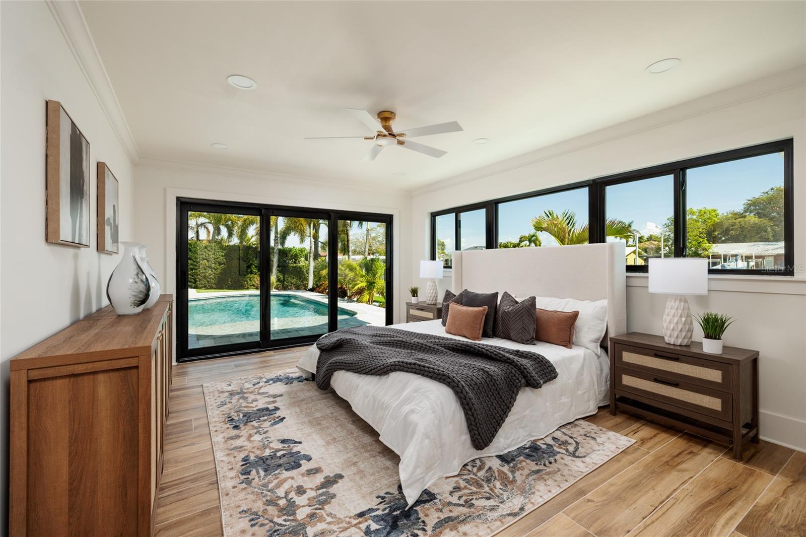 Image 26 of 73 For 2032 Kansas Avenue Ne