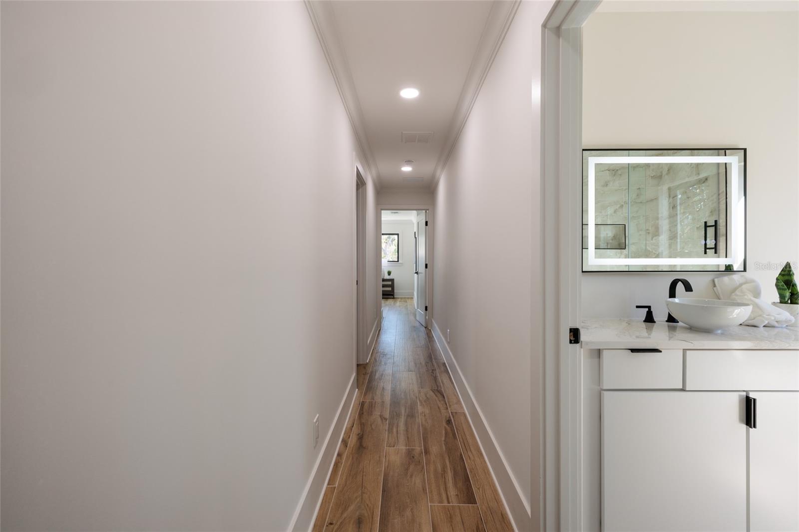 Image 33 of 73 For 2032 Kansas Avenue Ne