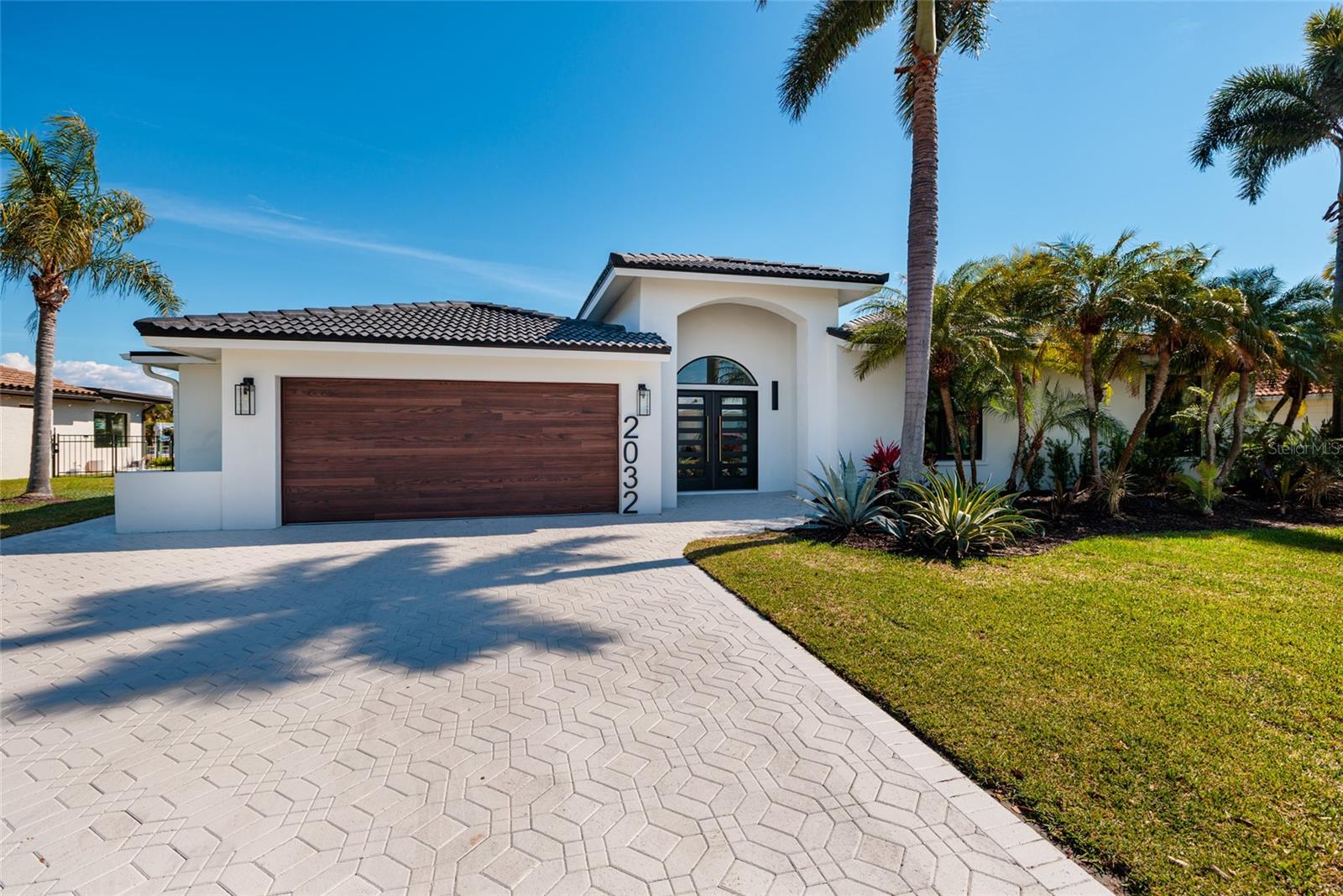 Image 38 of 73 For 2032 Kansas Avenue Ne