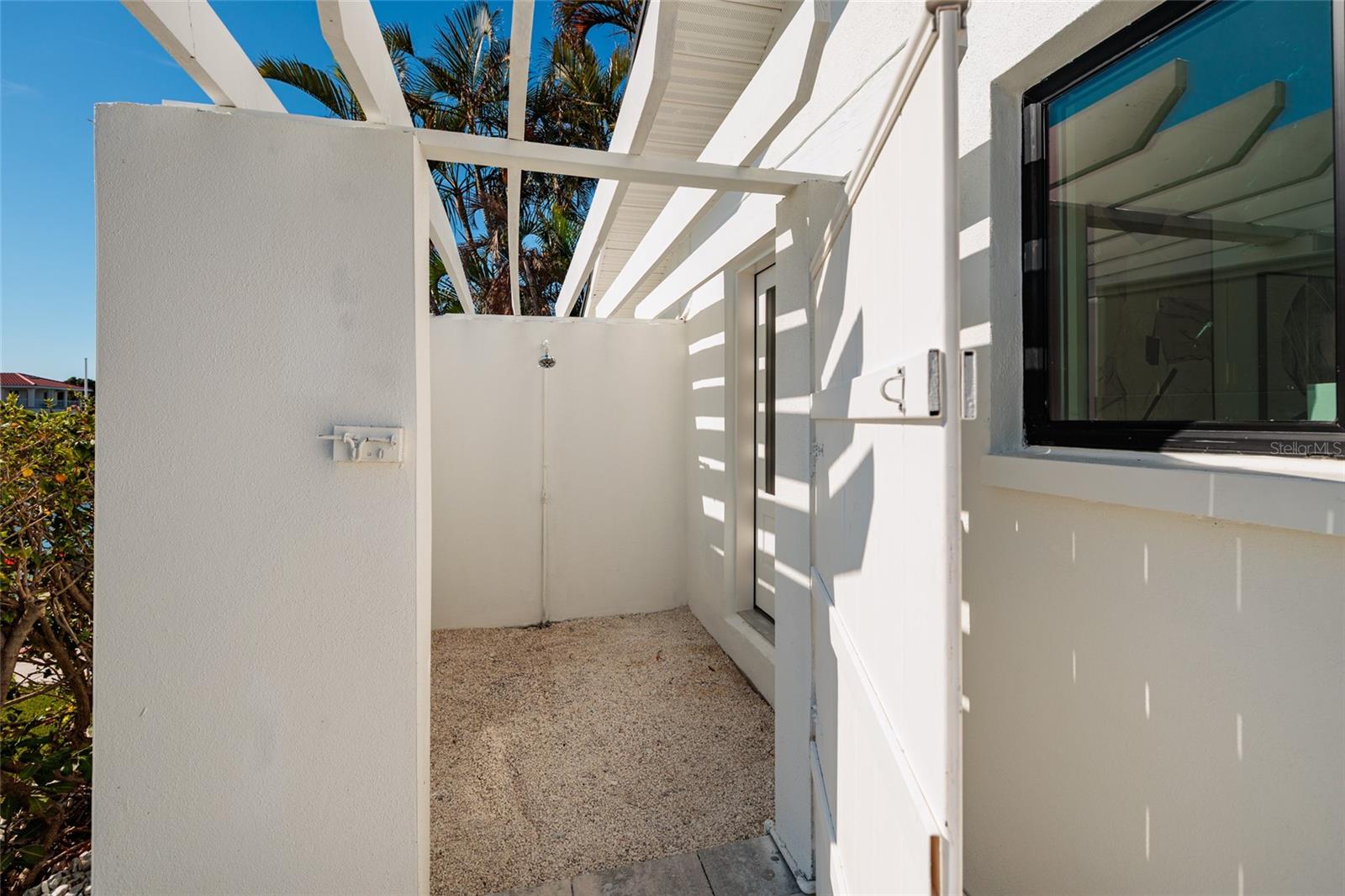 Image 66 of 73 For 2032 Kansas Avenue Ne