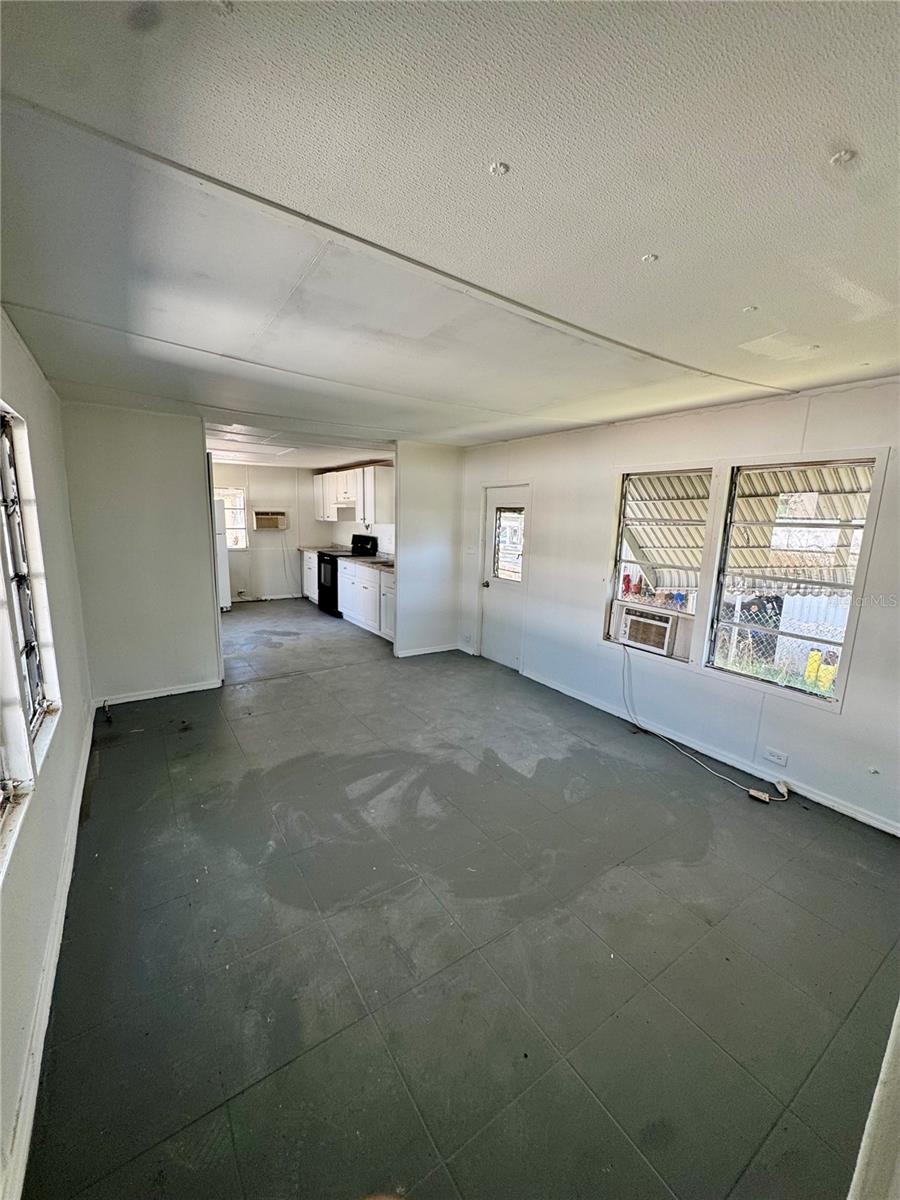 Image 8 of 15 For 4951 Patio Drive