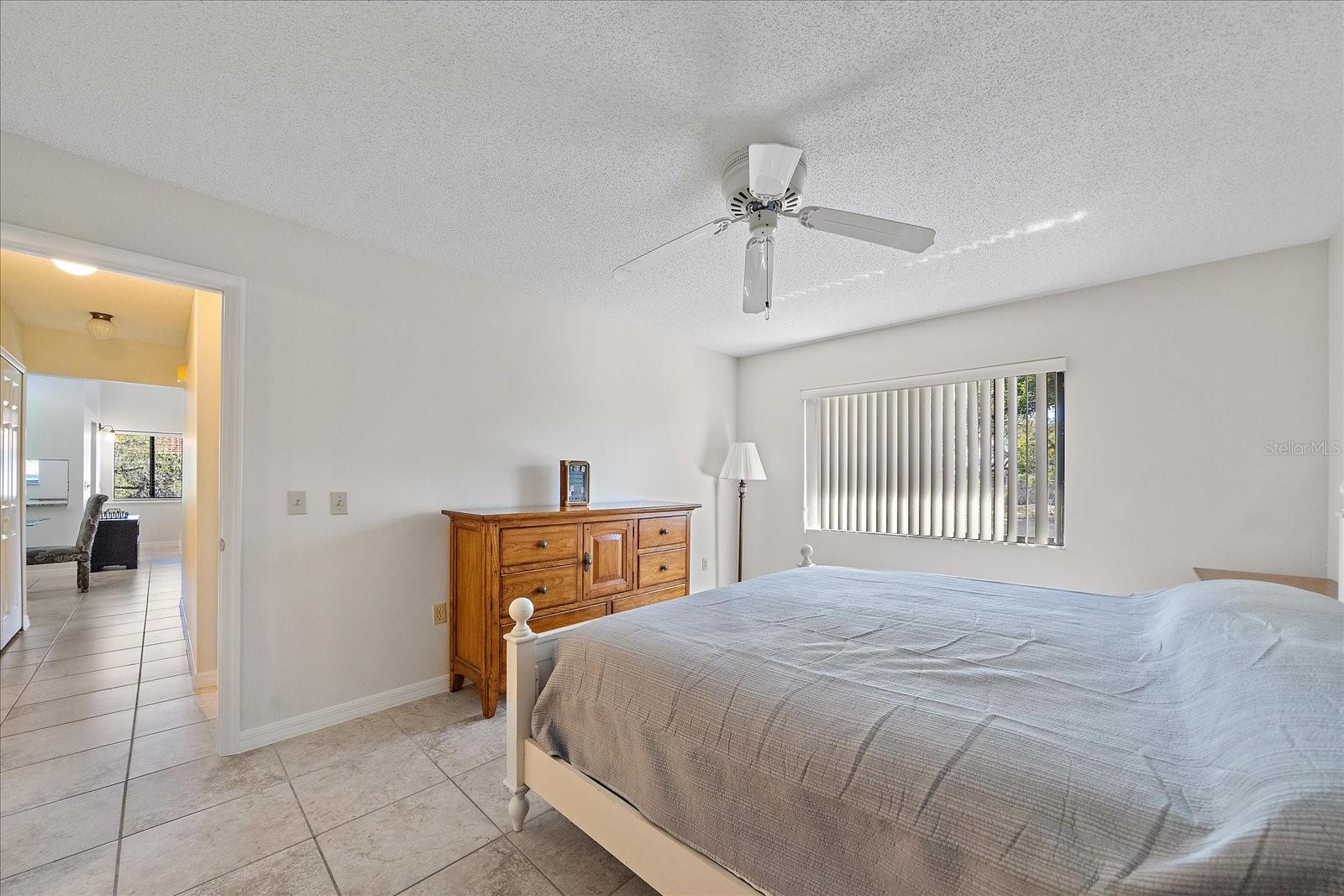 Image 20 of 41 For 5654 Gardens Drive