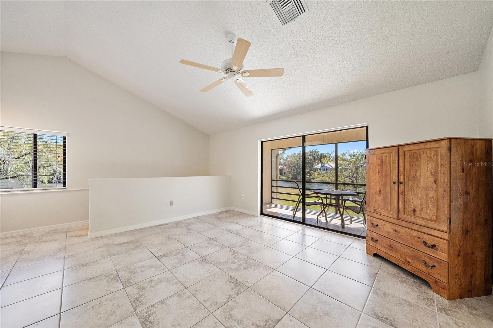 Image 9 of 41 For 5654 Gardens Drive