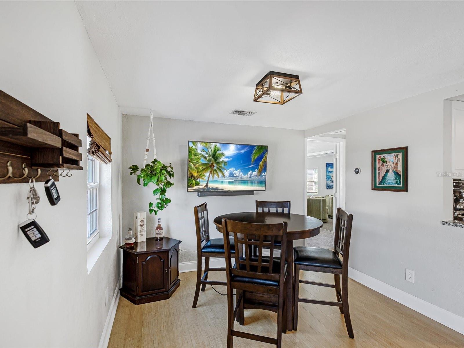 Image 13 of 28 For 5240 43rd Terrace N