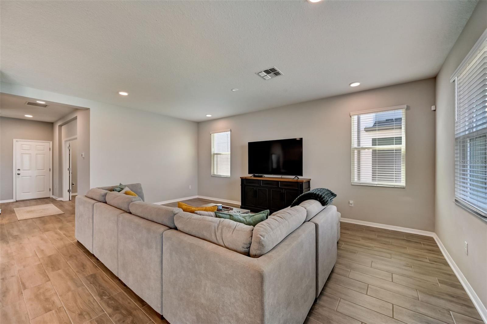 Image 10 of 35 For 3139 Marine Grass Drive