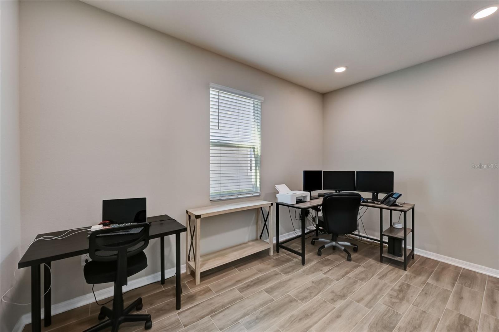 Image 5 of 35 For 3139 Marine Grass Drive