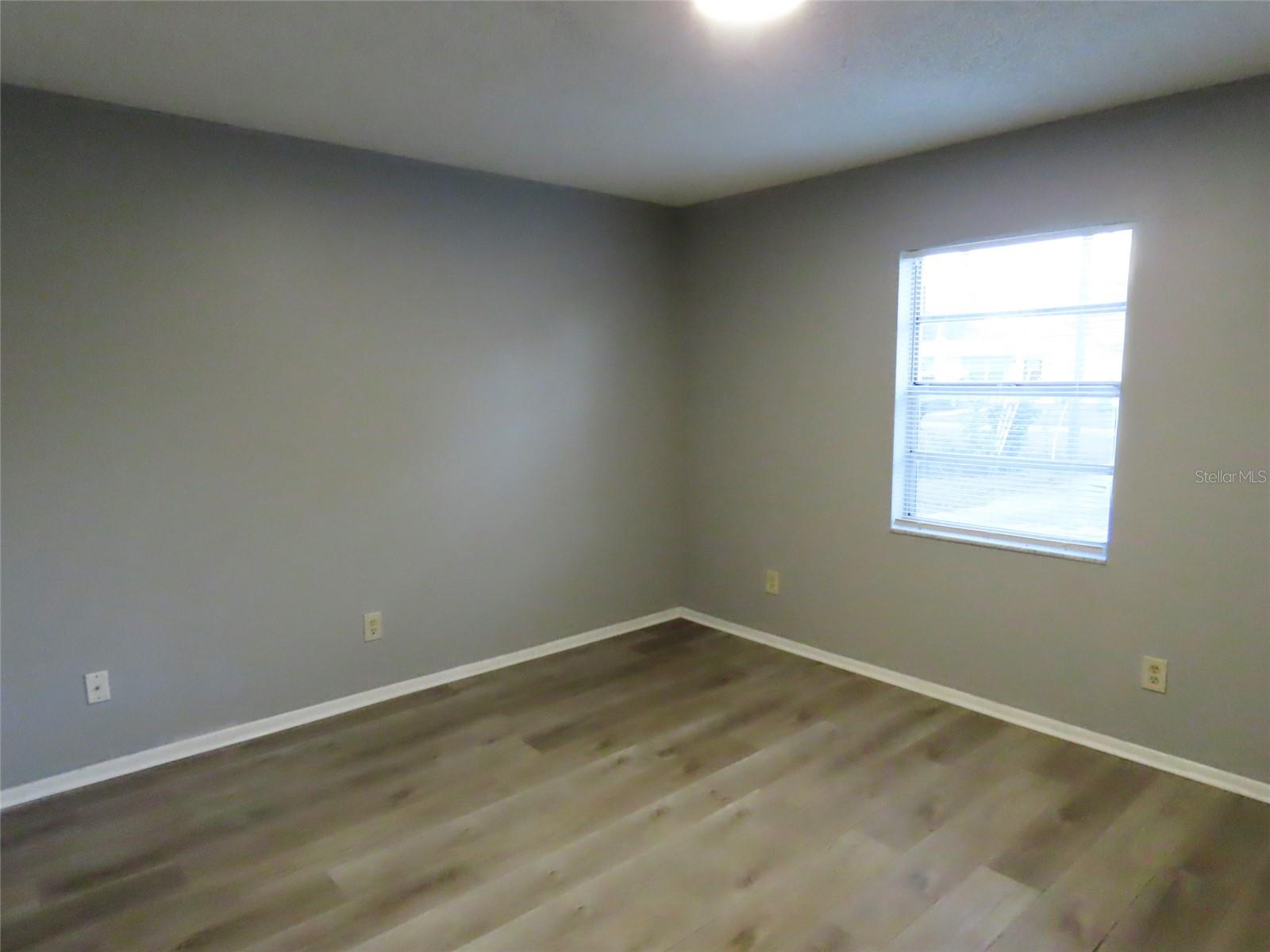 Image 4 of 24 For 6666 56th Avenue N