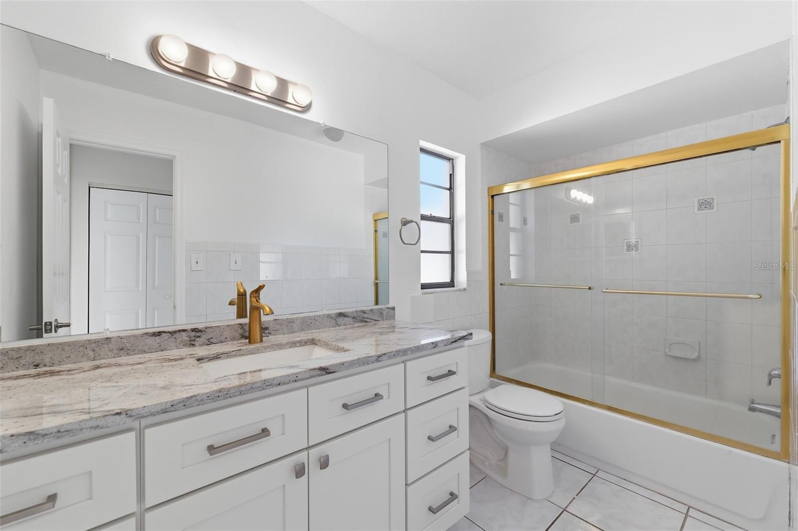 Image 11 of 17 For 612 Shady Nook Drive