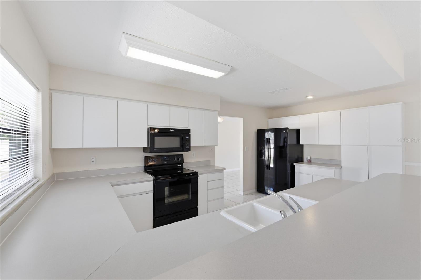 Image 5 of 17 For 612 Shady Nook Drive