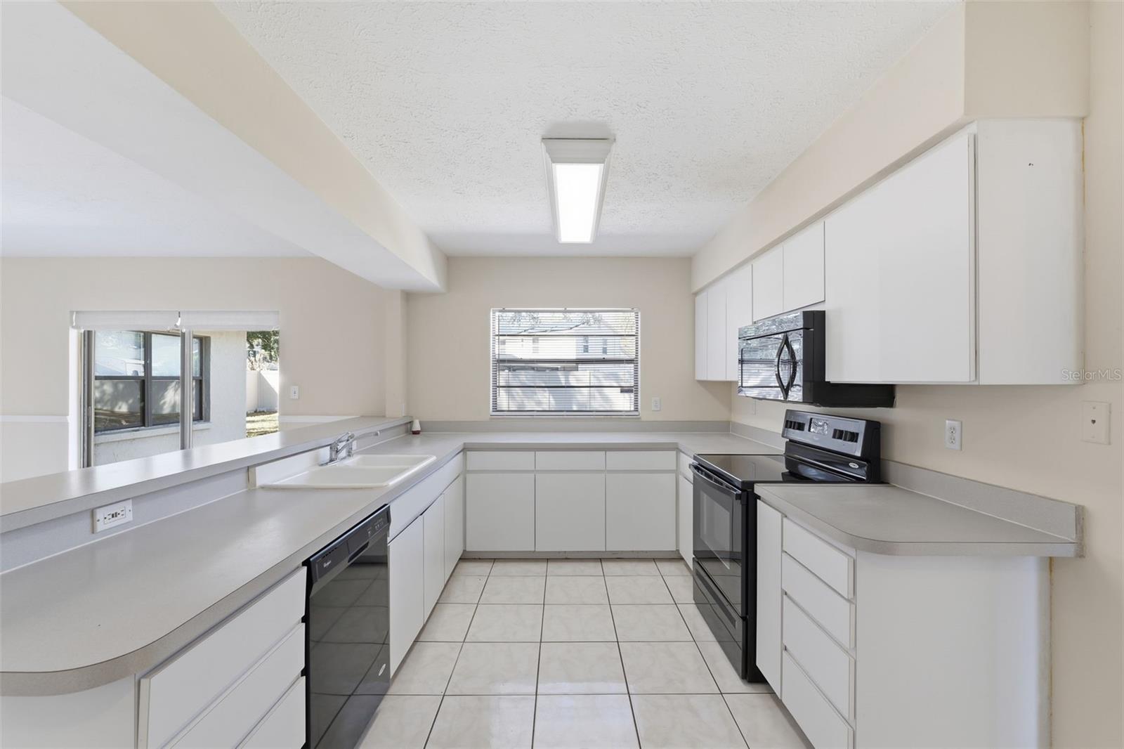 Image 6 of 17 For 612 Shady Nook Drive