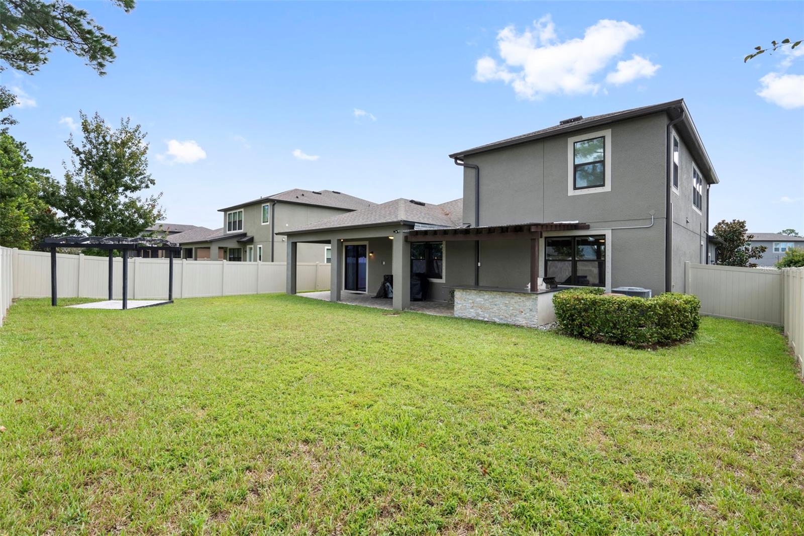 Listing photo id 53 for 18565 Obregan Drive