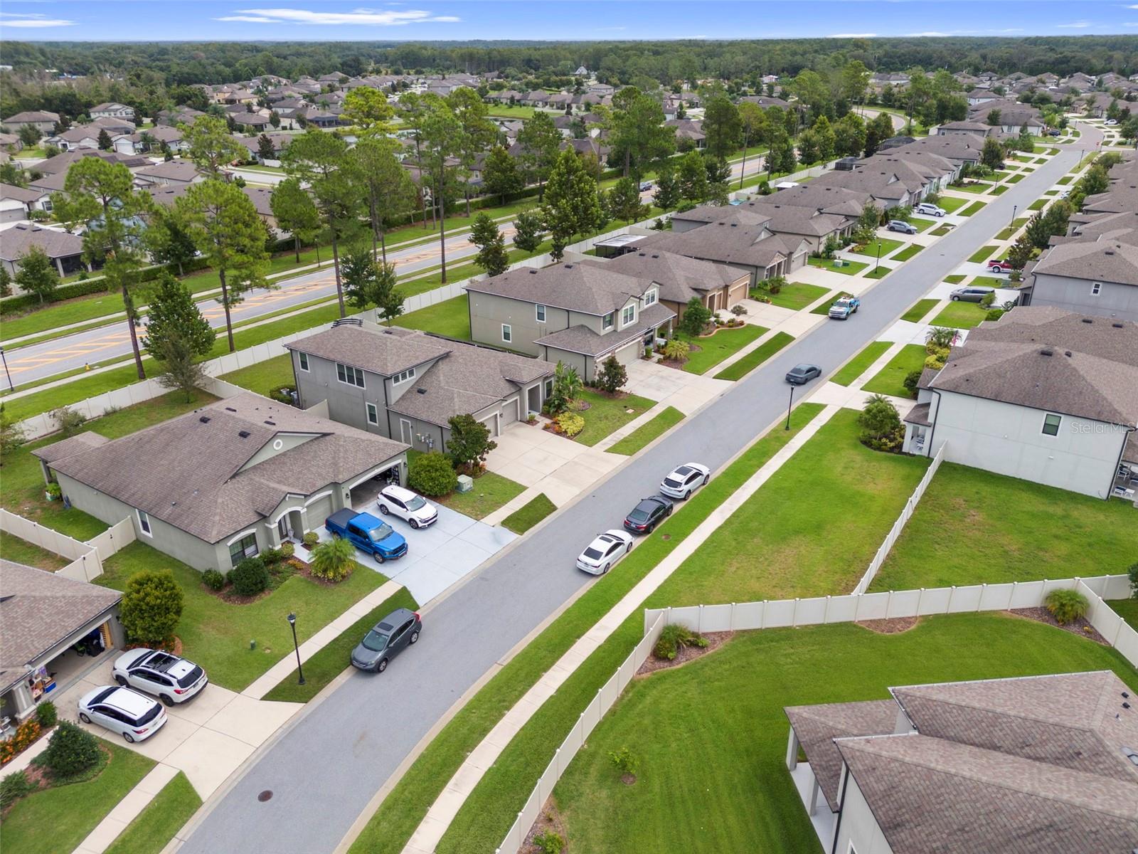 Listing photo id 61 for 18565 Obregan Drive