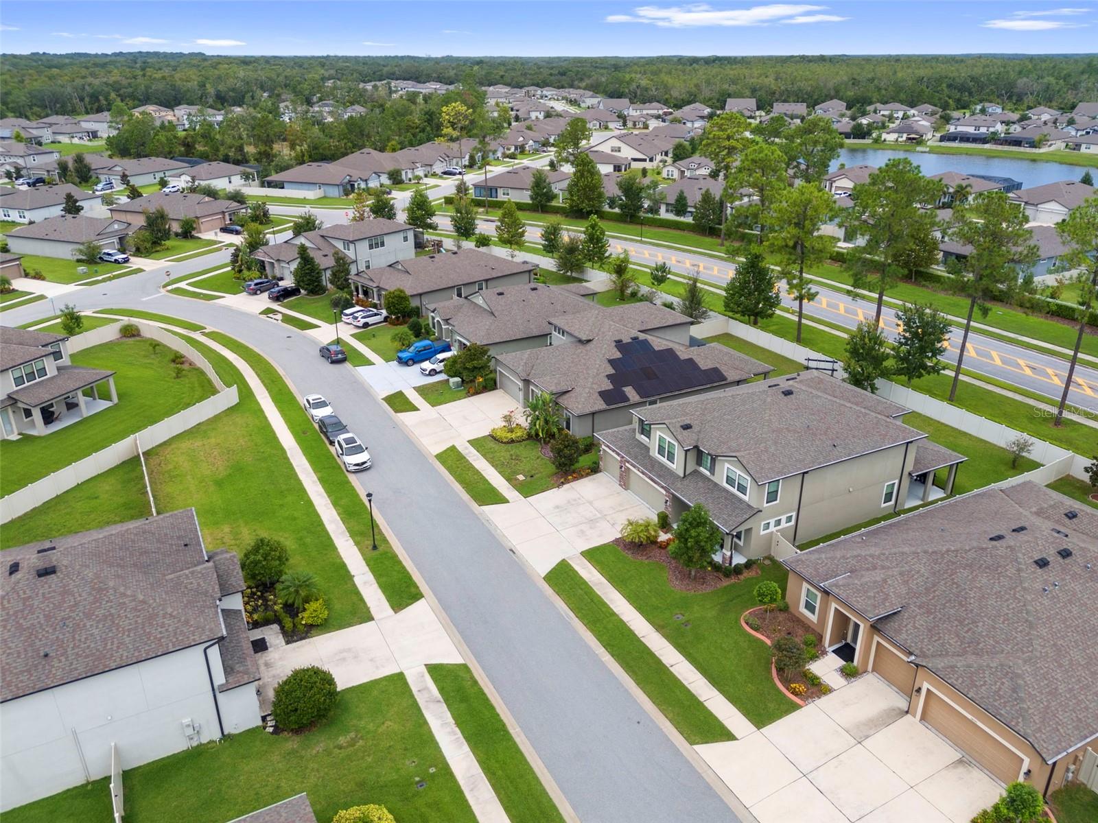 Listing photo id 62 for 18565 Obregan Drive