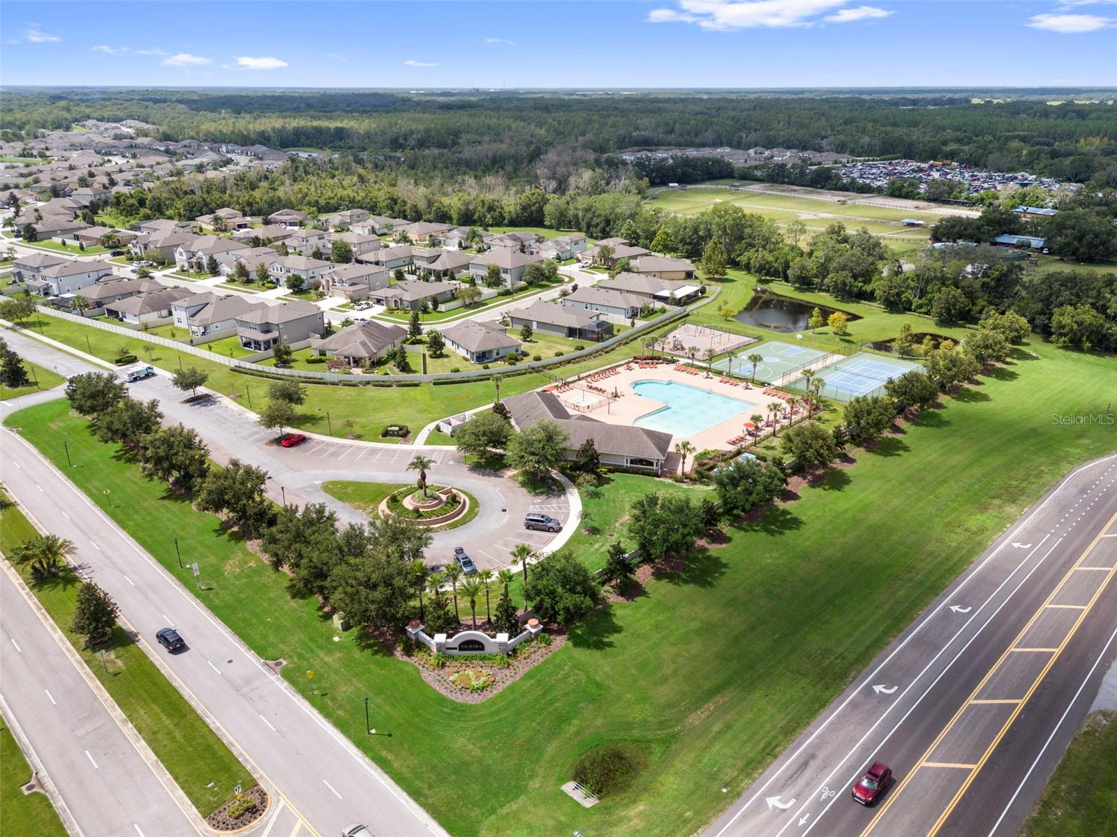 Listing photo id 64 for 18565 Obregan Drive