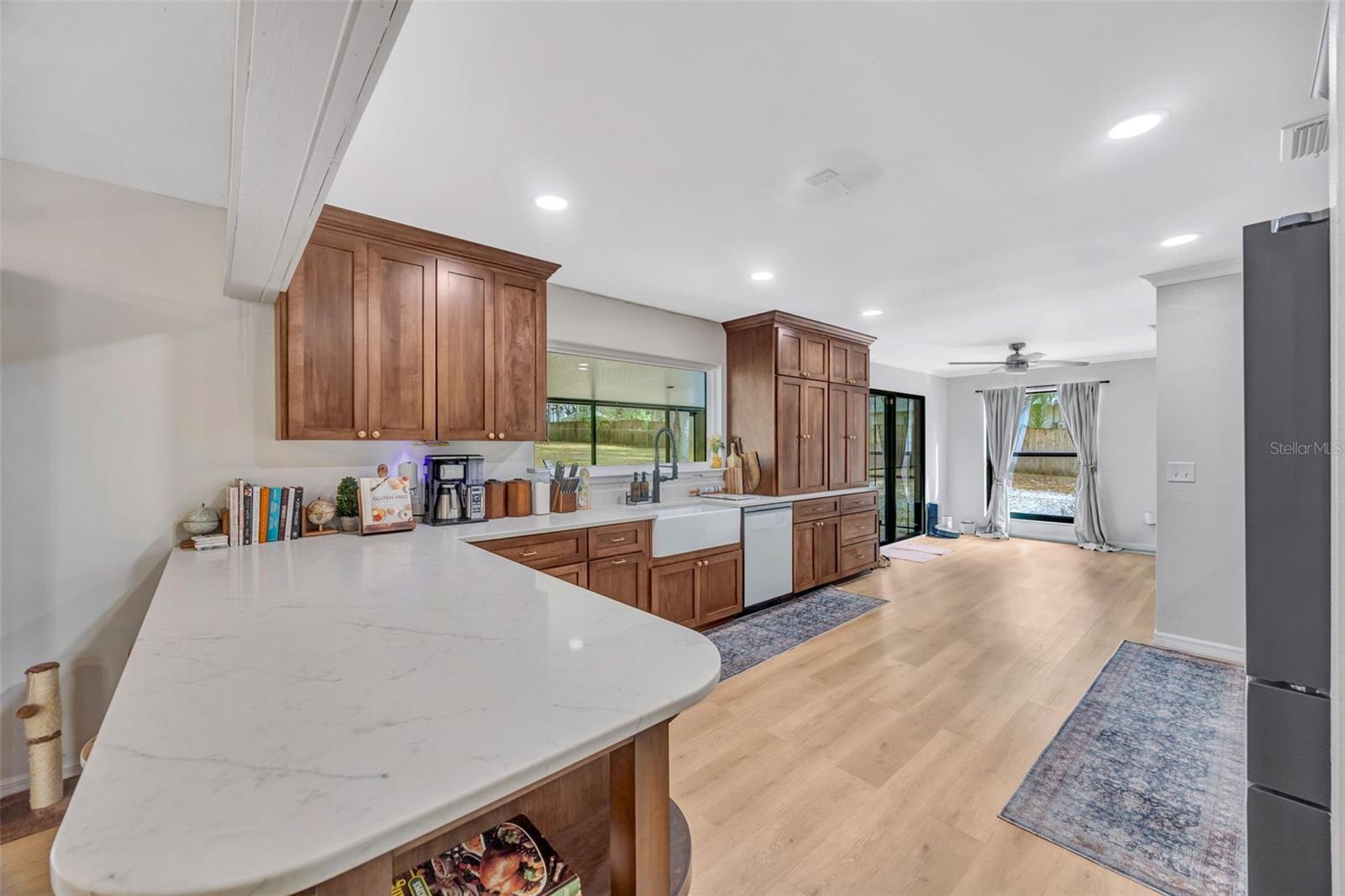 Image 18 of 62 For 9642 Sunnyslope Lane