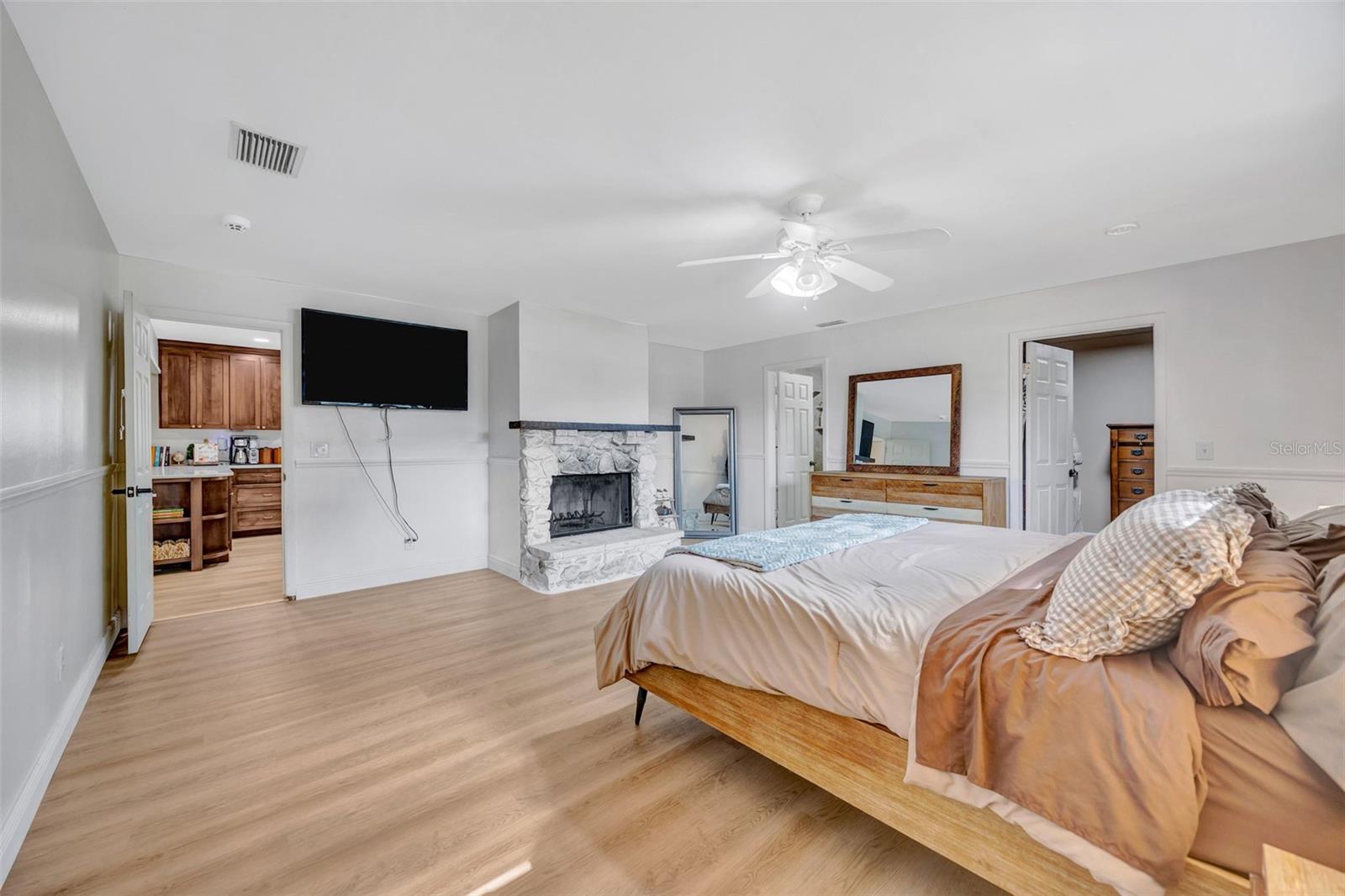 Image 30 of 62 For 9642 Sunnyslope Lane