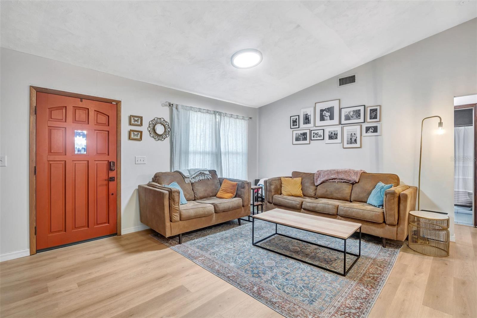 Image 6 of 62 For 9642 Sunnyslope Lane