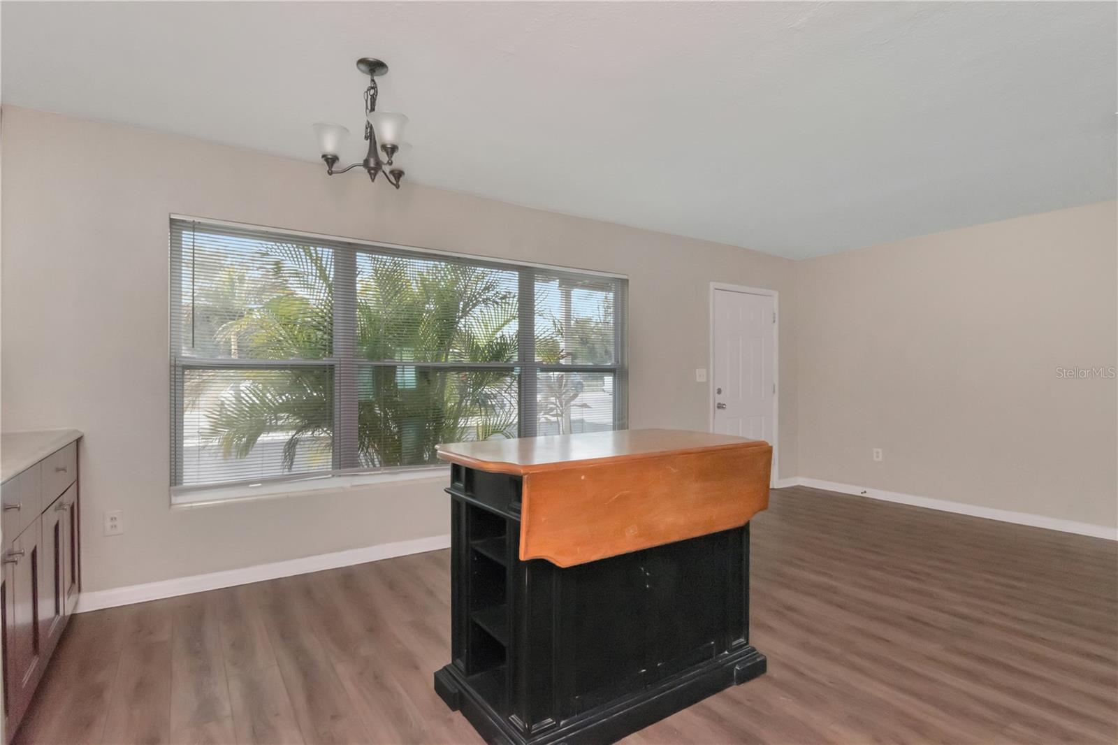 Image 7 of 14 For 1528 Myrtle Avenue