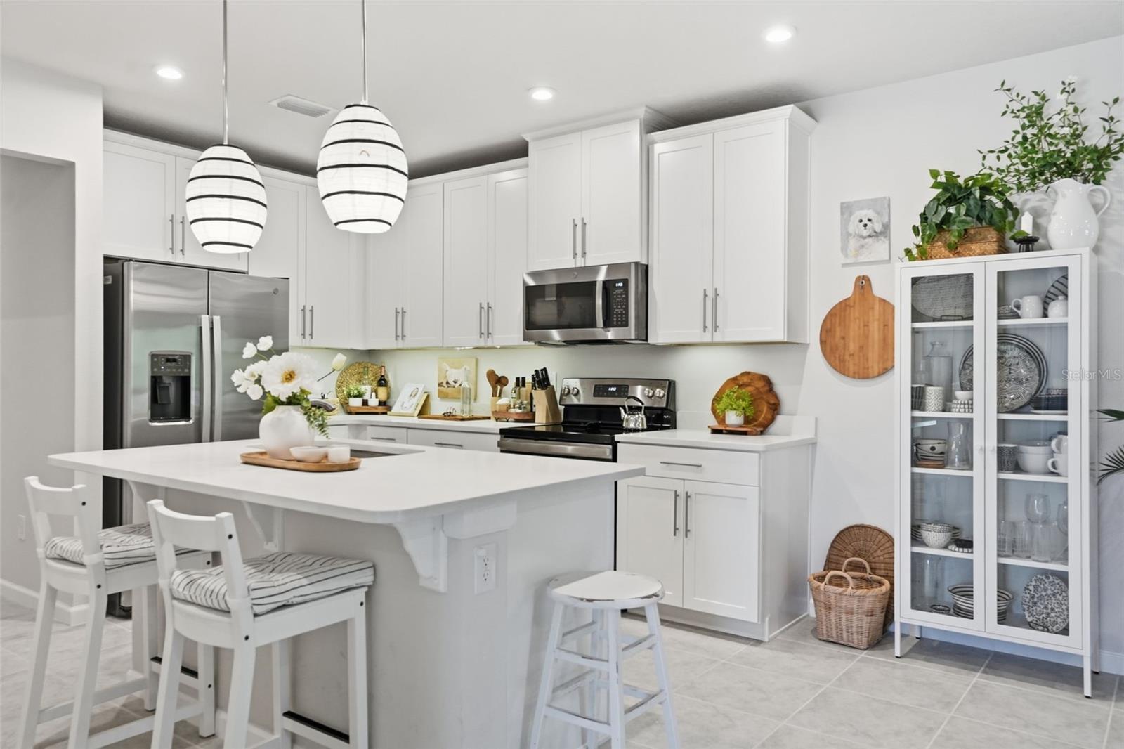 Image 13 of 44 For 18093 Turning Leaf Circle