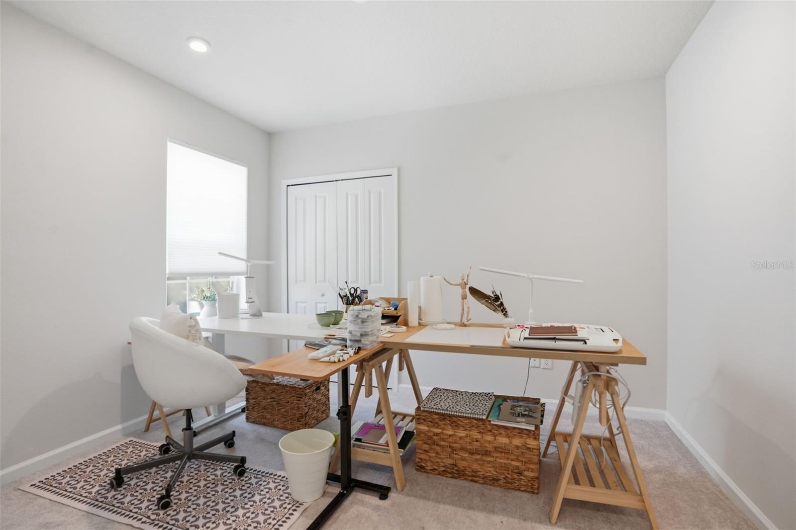 Image 20 of 44 For 18093 Turning Leaf Circle