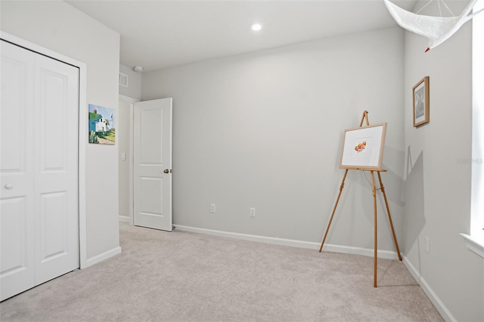 Image 28 of 44 For 18093 Turning Leaf Circle