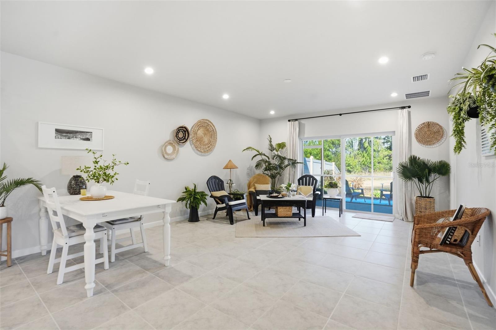 Image 6 of 44 For 18093 Turning Leaf Circle