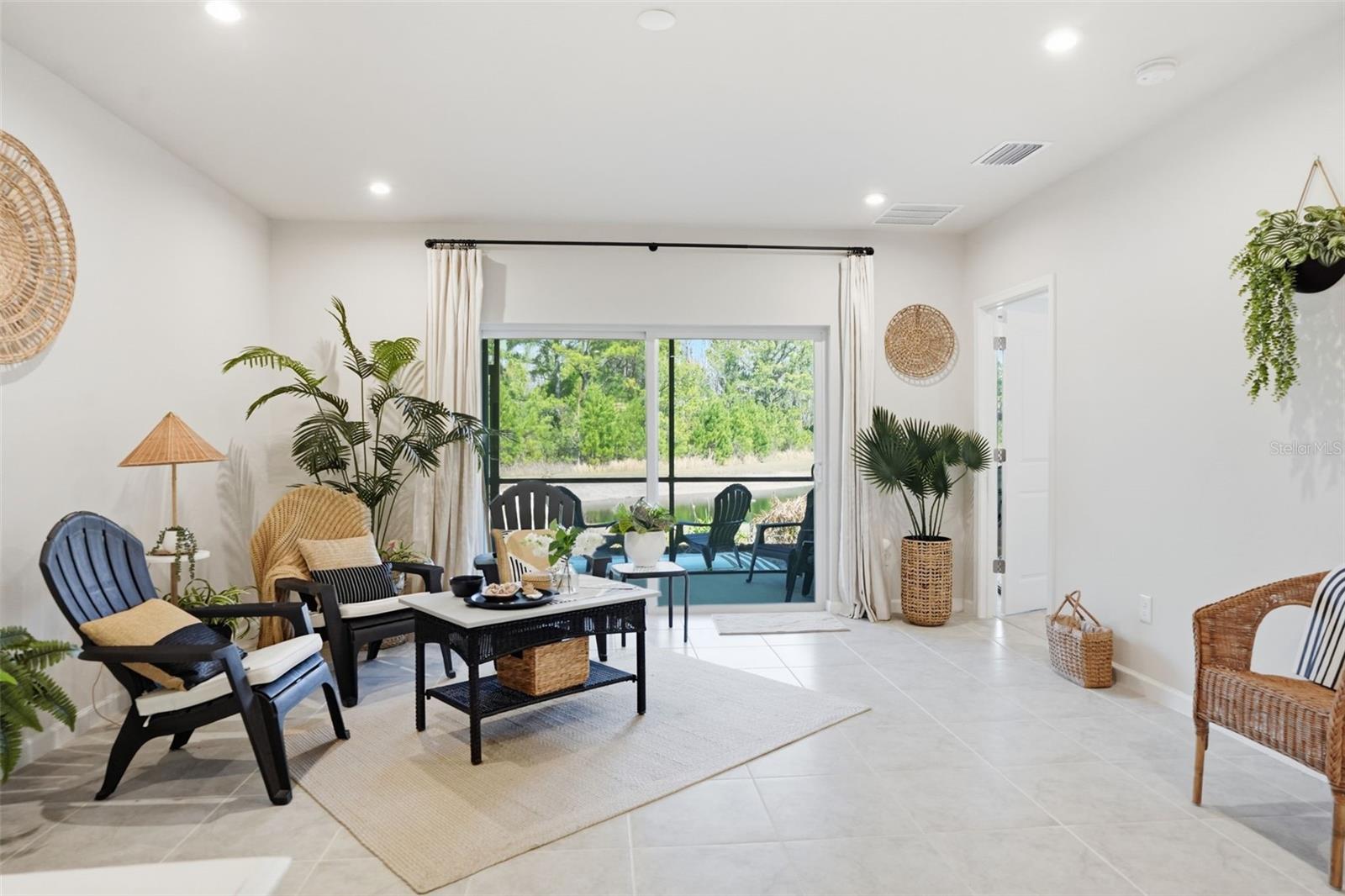 Image 7 of 44 For 18093 Turning Leaf Circle