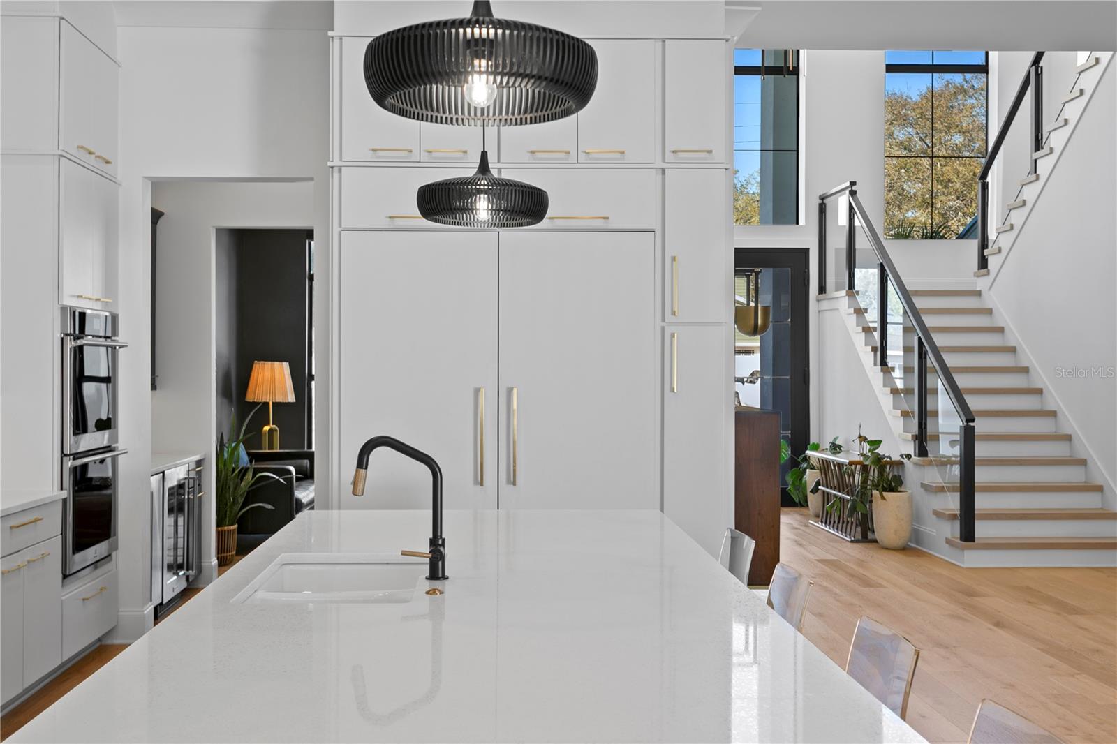 Listing photo id 16 for 4304 Jetton Avenue