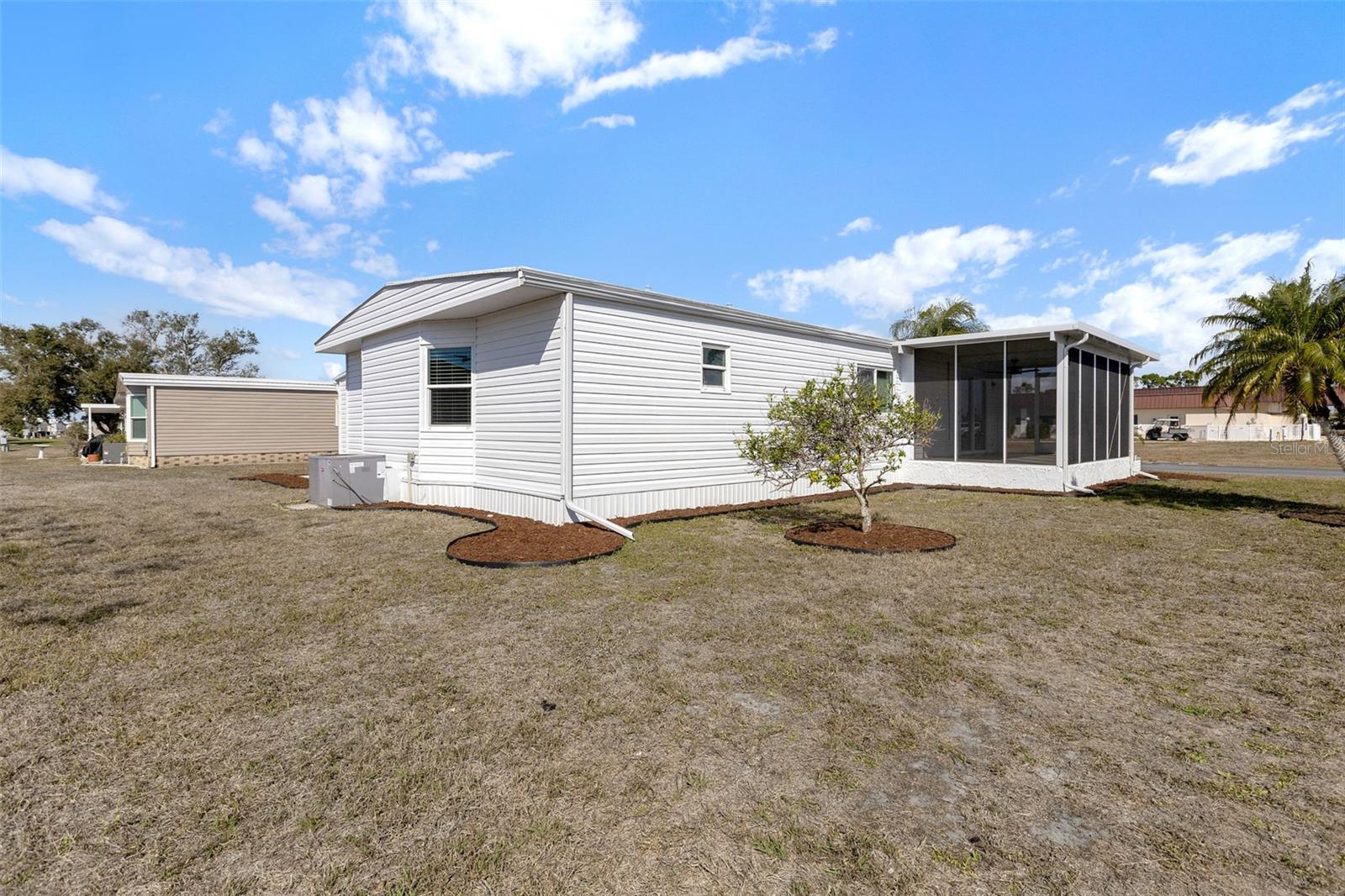 Image 28 of 32 For 517 Los Altos