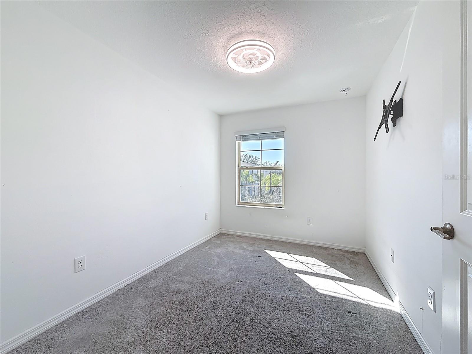 Image 34 of 51 For 2578 Charlan Court