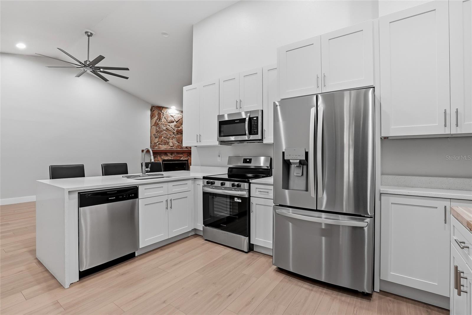 Image 12 of 39 For 9942 Lake Seminole Drive W