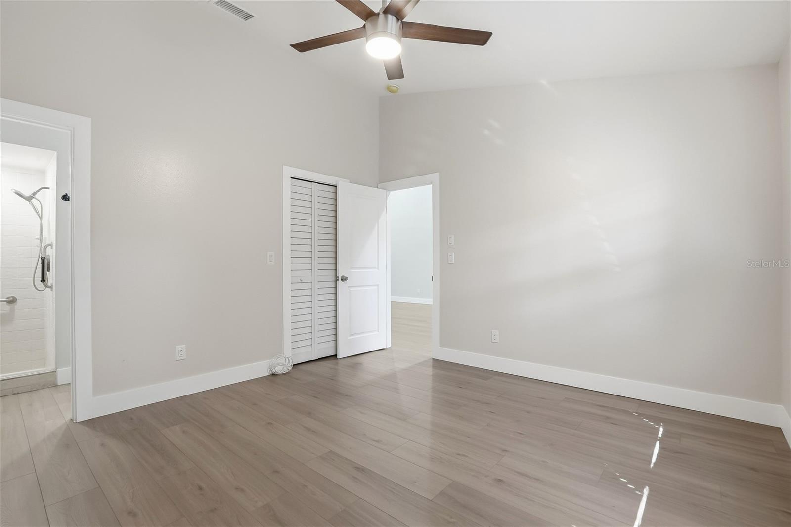 Image 16 of 39 For 9942 Lake Seminole Drive W