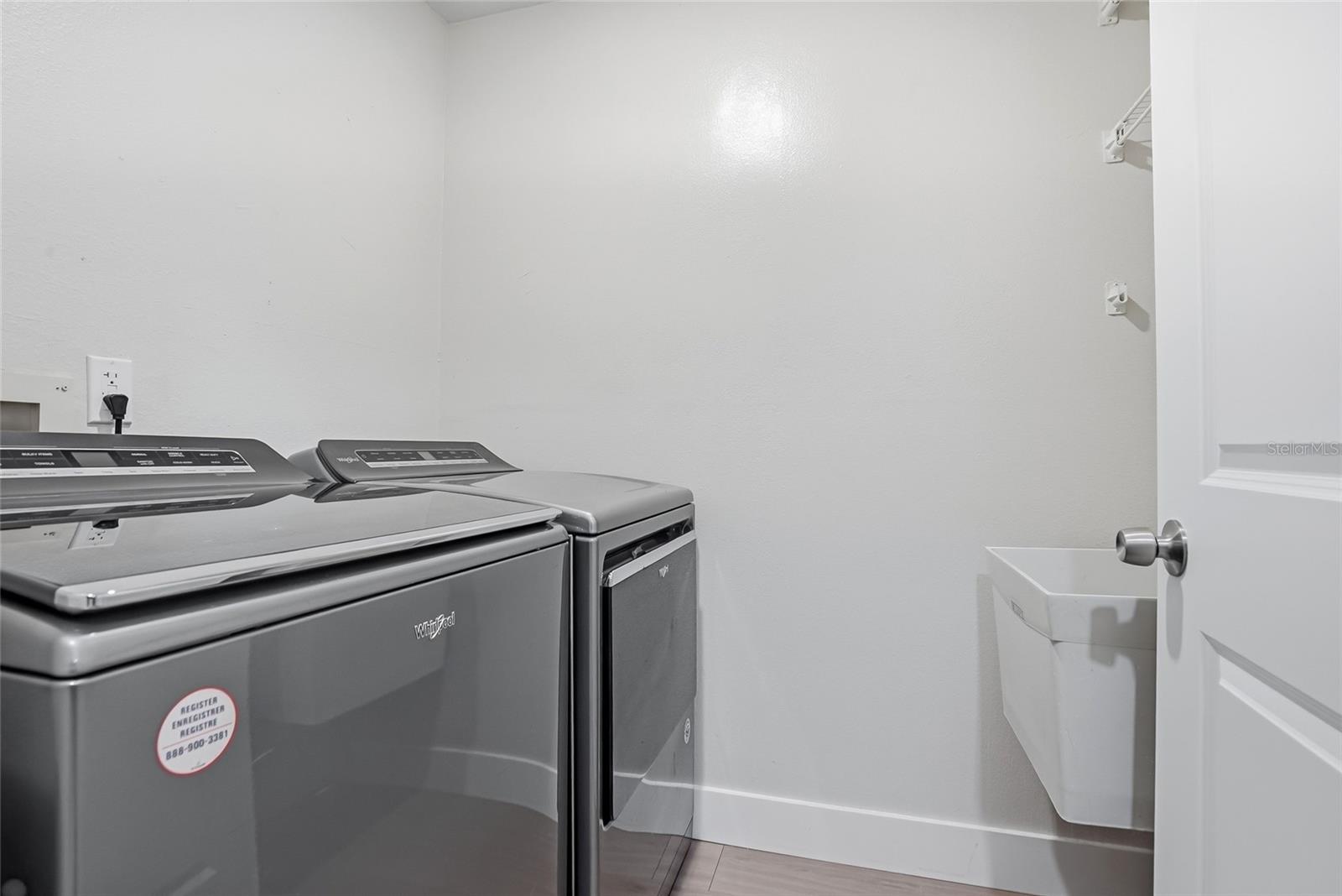 Image 26 of 39 For 9942 Lake Seminole Drive W