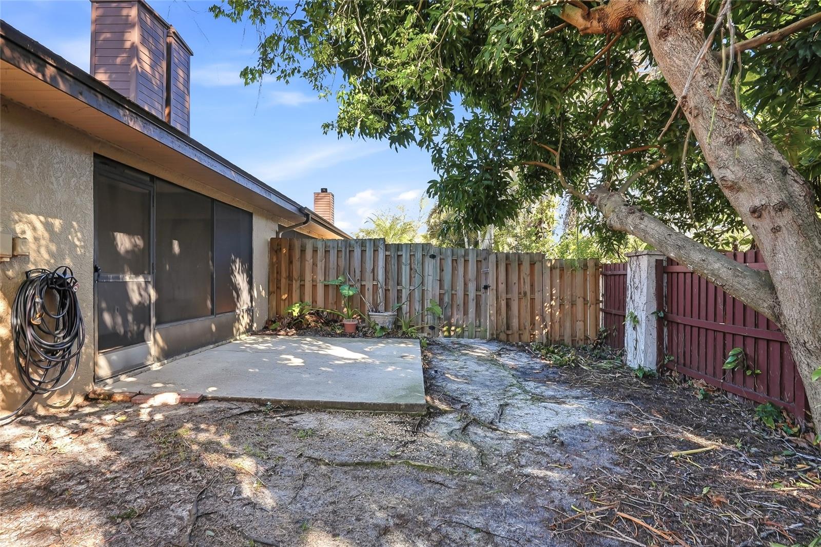 Image 31 of 39 For 9942 Lake Seminole Drive W