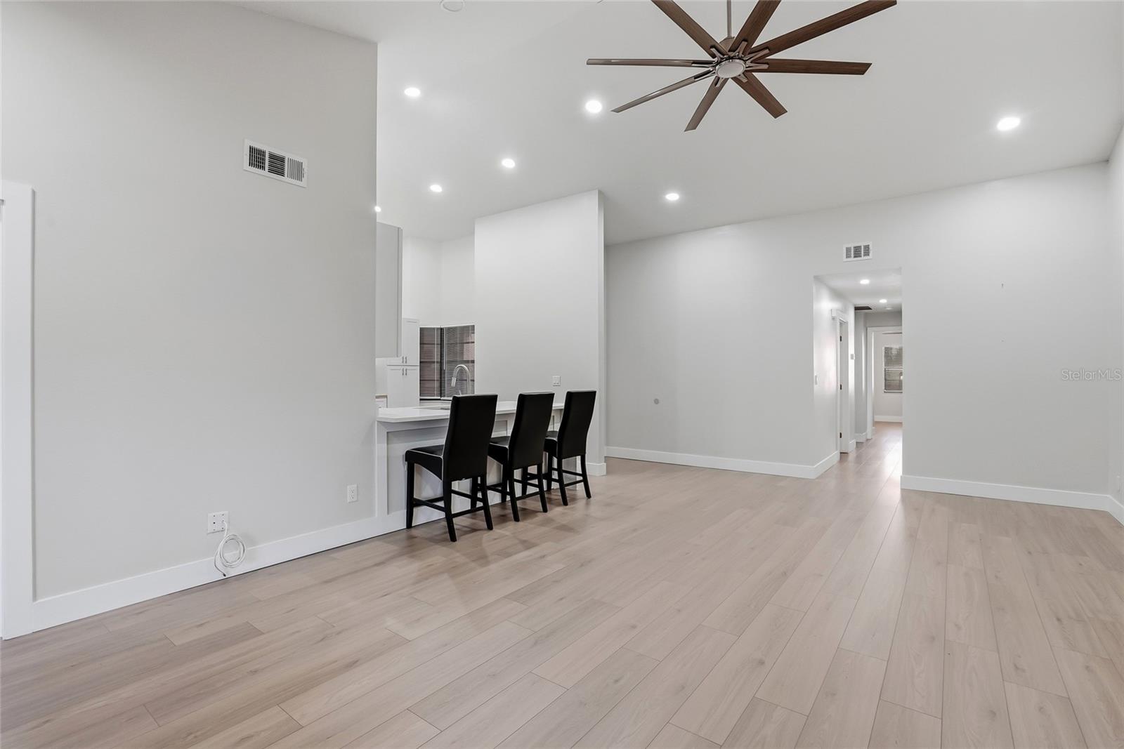 Image 8 of 39 For 9942 Lake Seminole Drive W