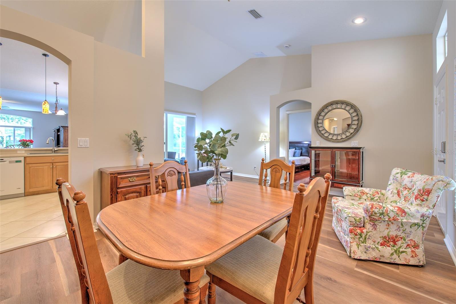 Image 6 of 30 For 2641 Brookville Drive