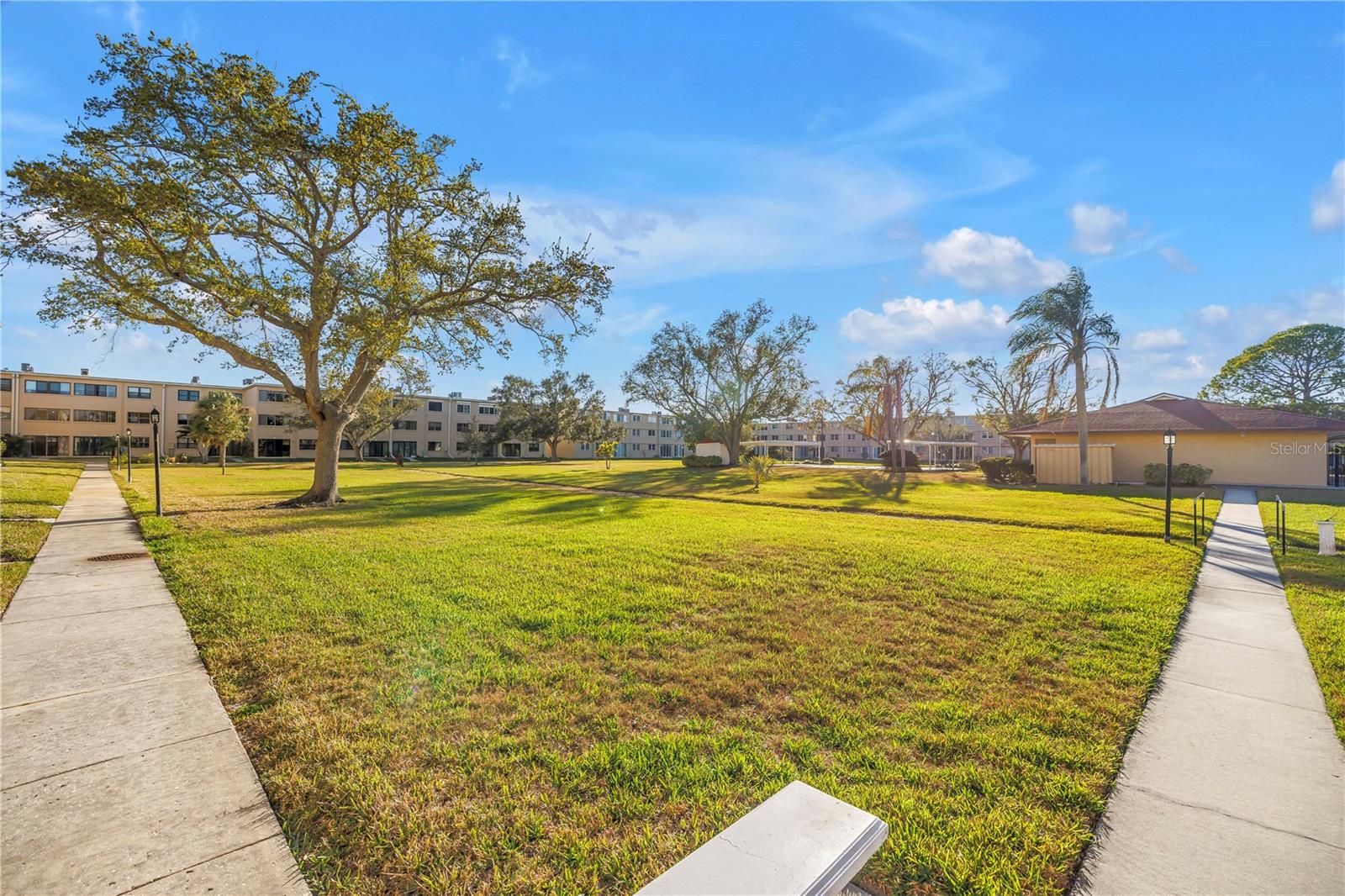 Image 32 of 32 For 4920 Locust Street Ne 204