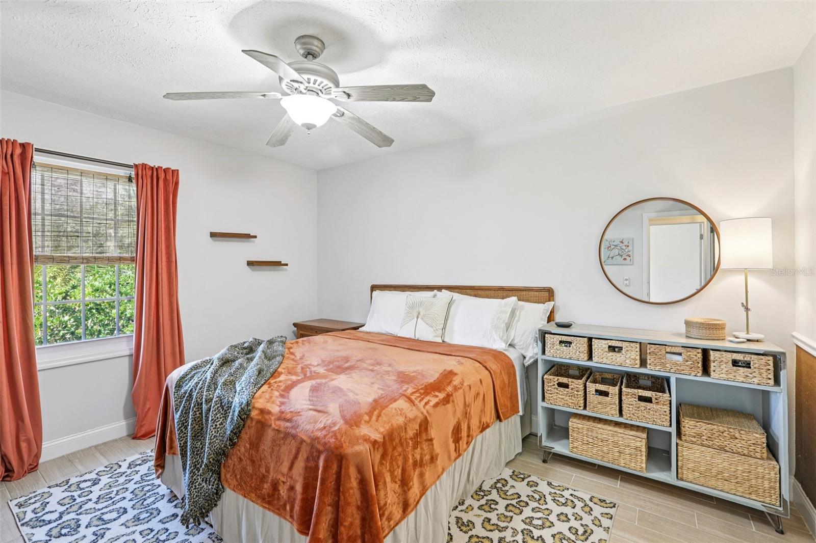 Image 4 of 30 For 13754 Orange Sunset Drive 202