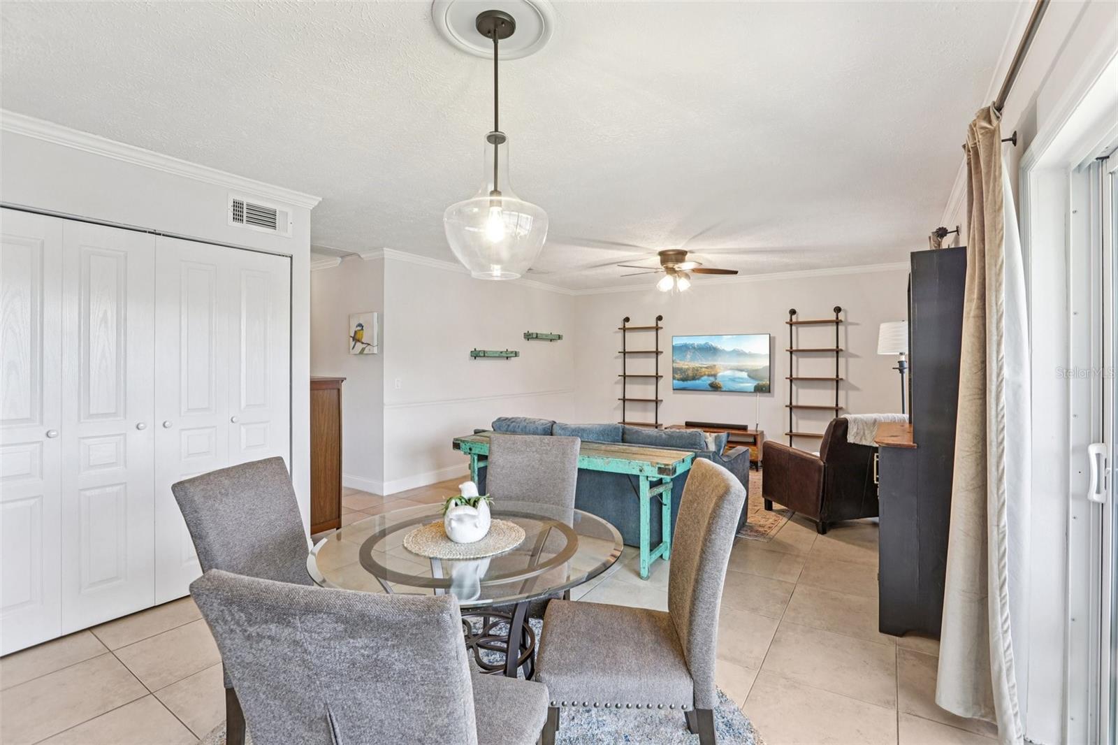 Image 9 of 30 For 13754 Orange Sunset Drive 202