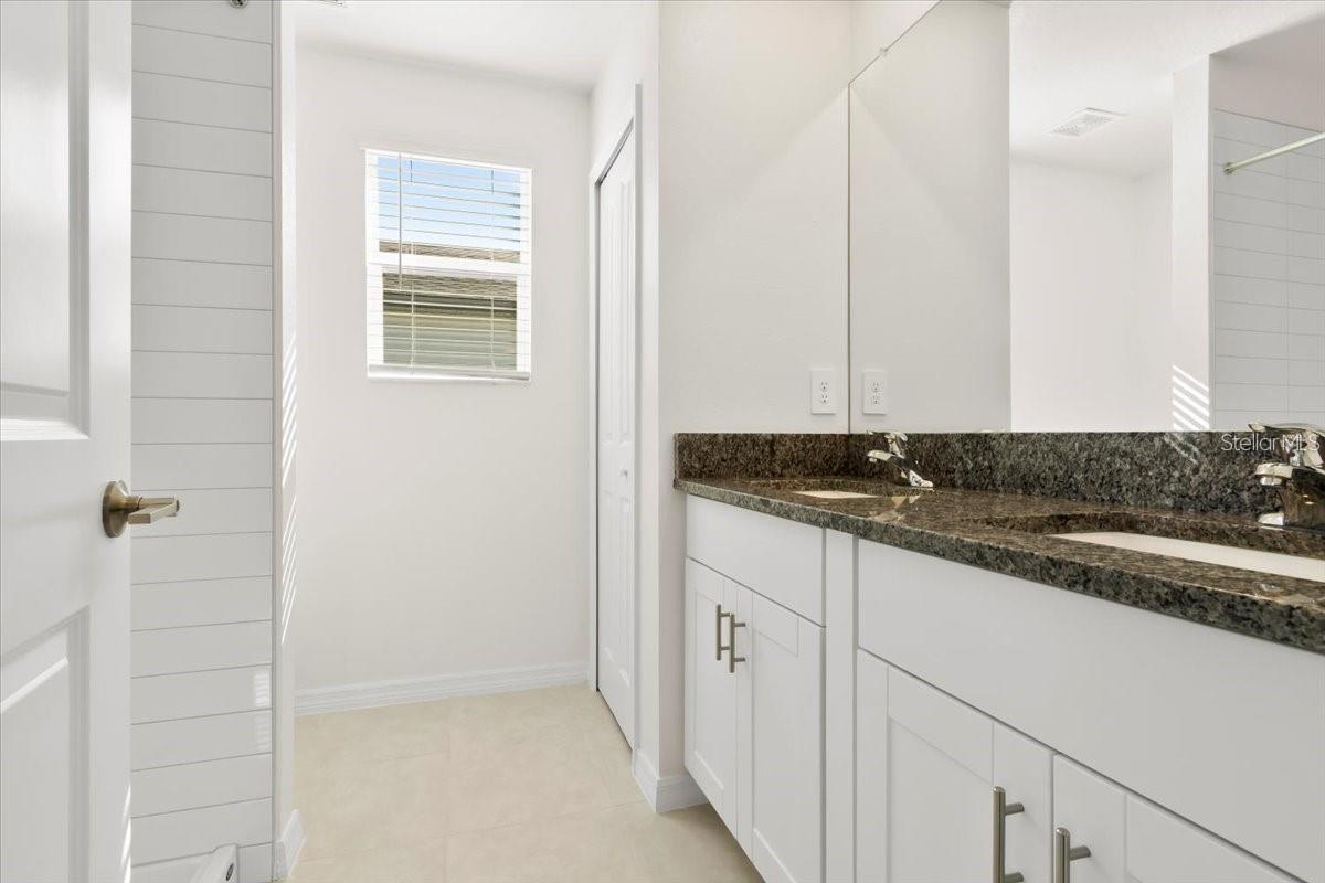 Image 16 of 22 For 36403 Well Hill Way