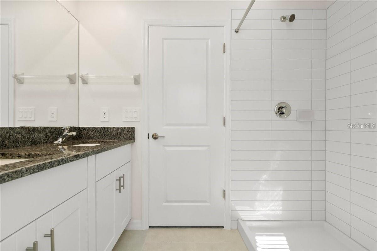 Image 17 of 22 For 36403 Well Hill Way