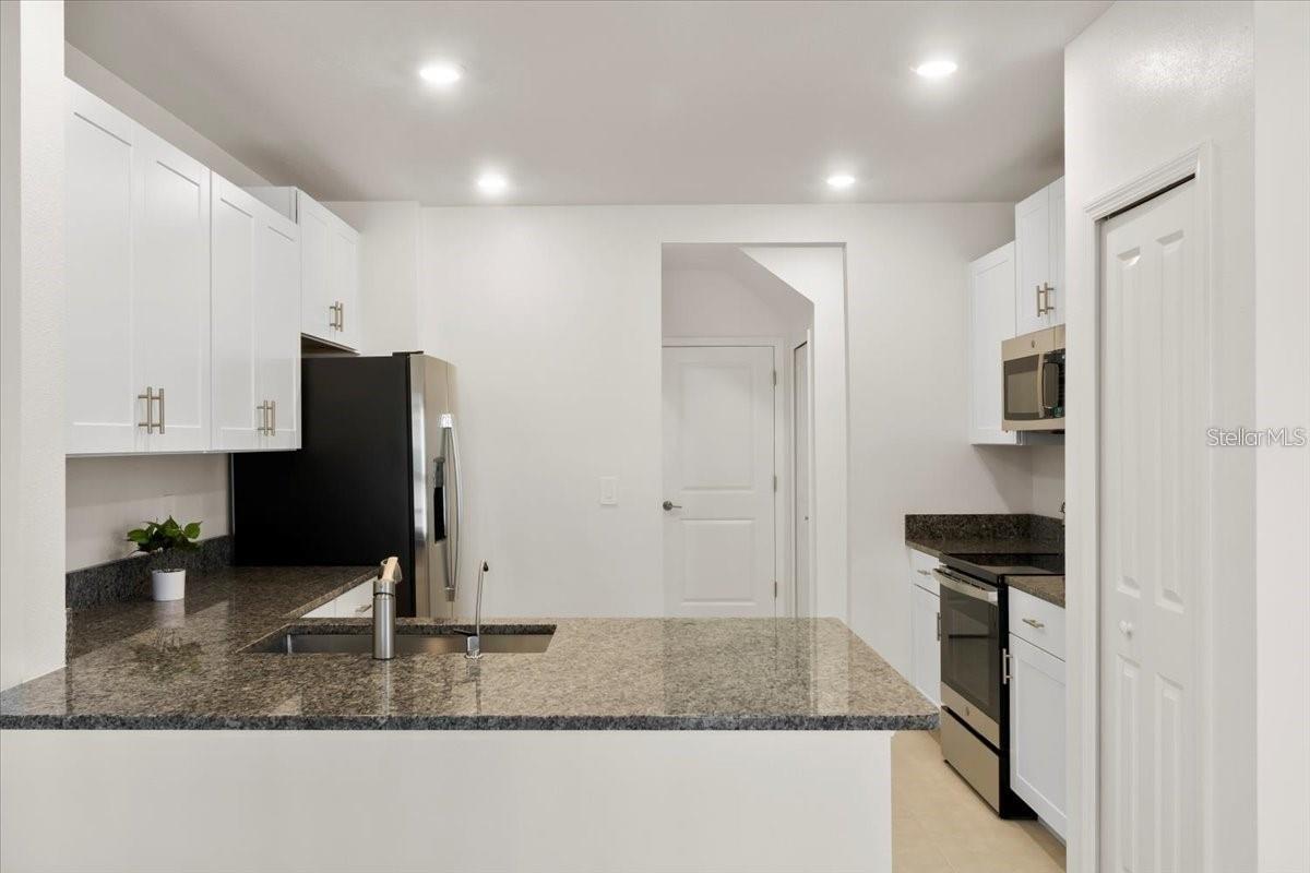 Image 6 of 22 For 36403 Well Hill Way